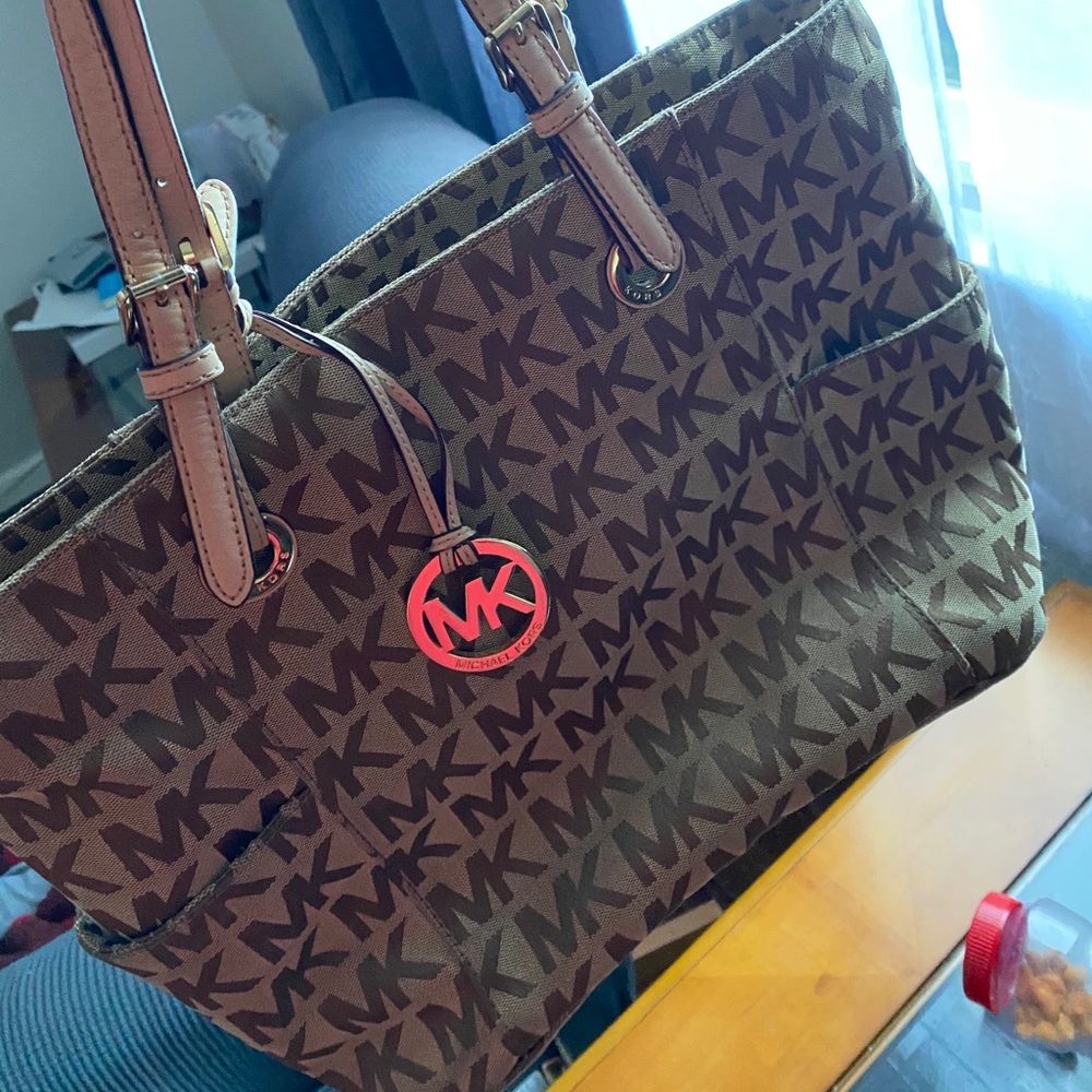 Michael Kors Tote